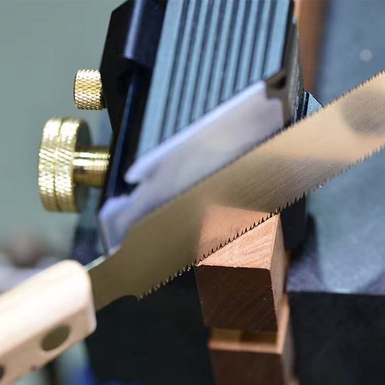 هونغدوي دوفيتيل موجه منشار مغن - مراجعة Dovetail Saw Fine وسعره